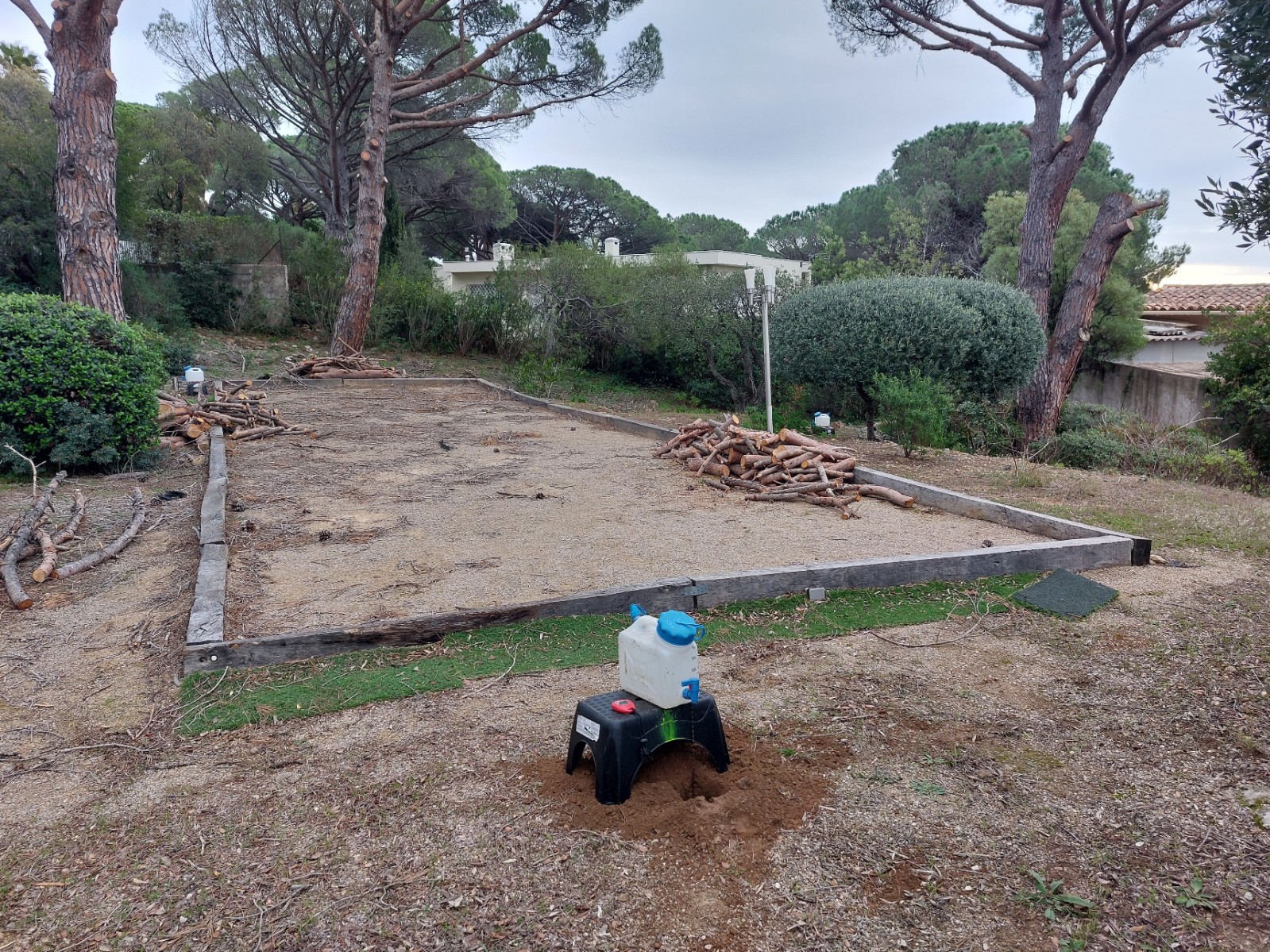Etude hydraulique pour la mise en place d'un bassin de régulation des eaux pluviales à SAINTE-MAXIME 83120, dans le Var (83)