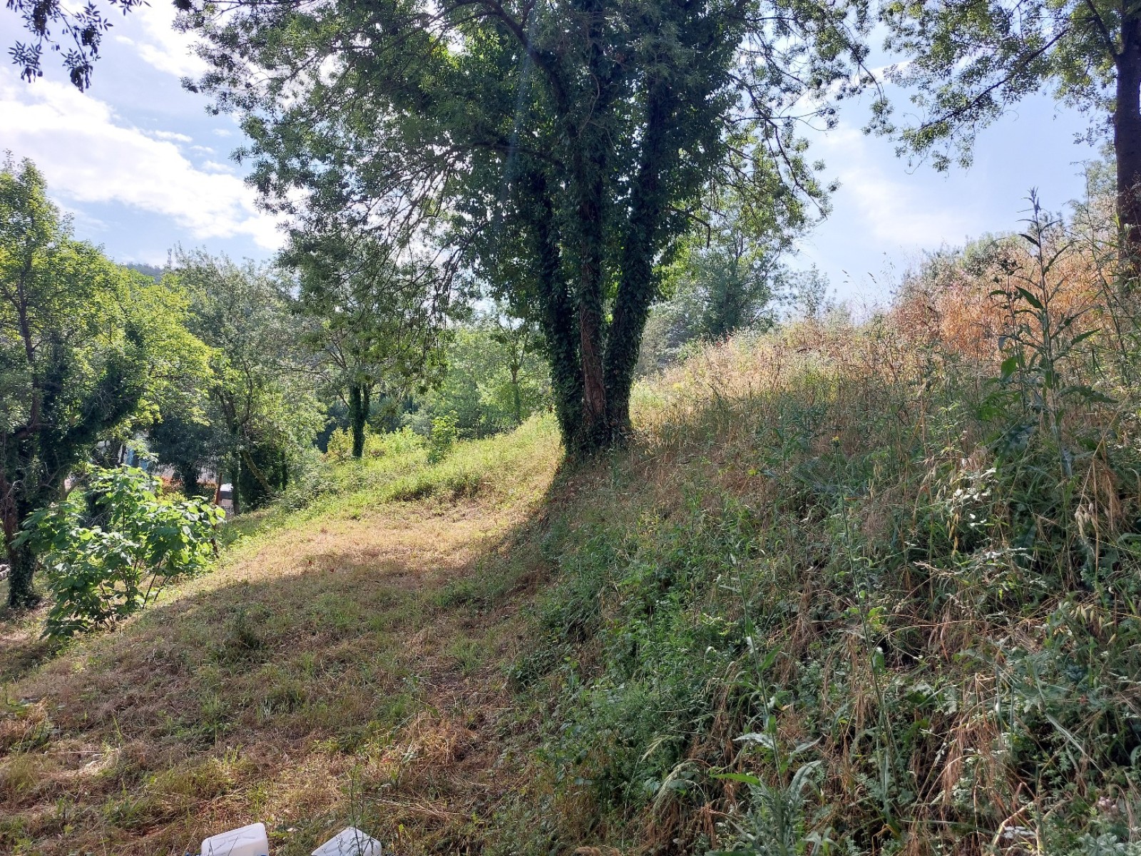 Etude hydraulique, bassins d'infiltration pour deux constructions à Pégomas, 06580 dans les Alpes Maritimes 06.