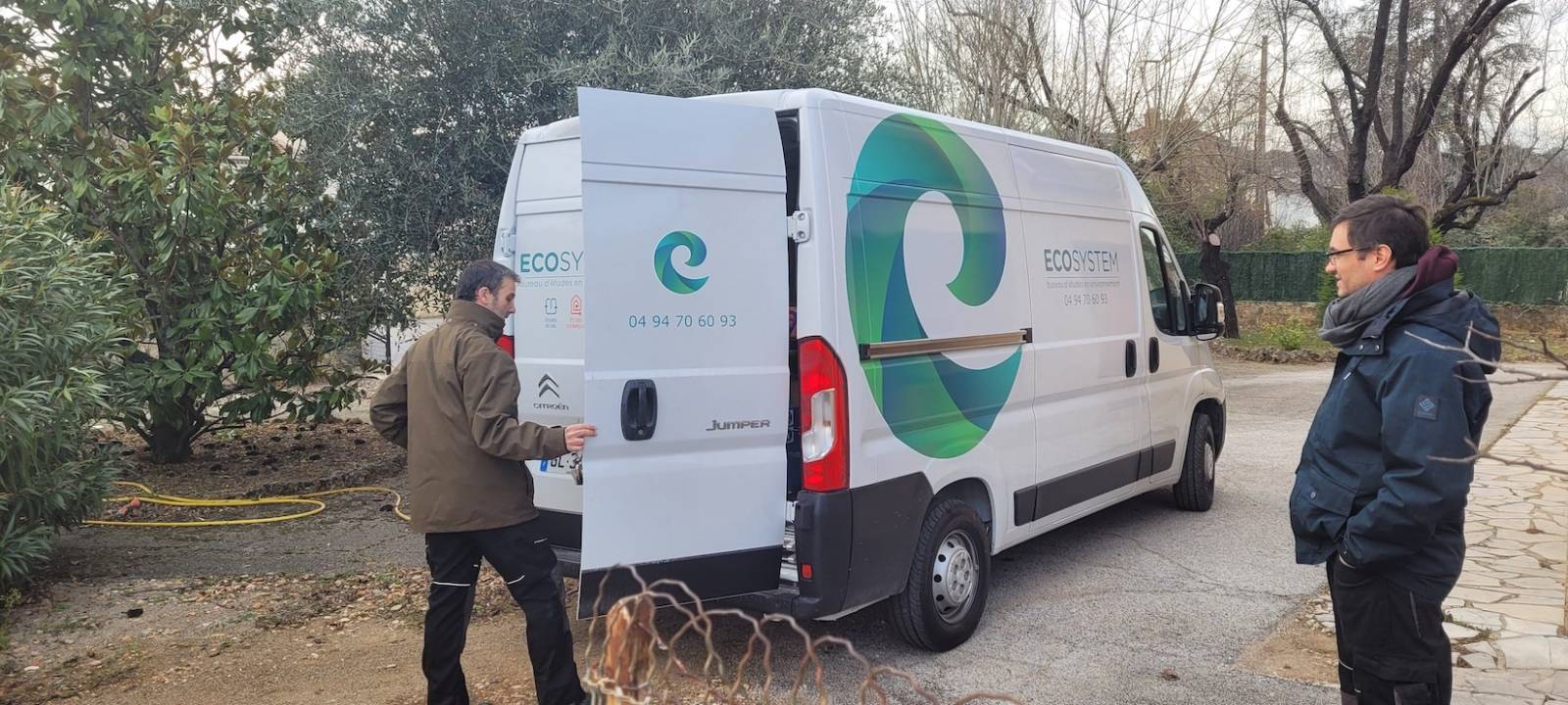Vehicule_jumper_Etude_geotechnique_G2_AVP_penetrometre_dynamique_lourd_Ecosystem_etude_de_sol_draguignan_var_2