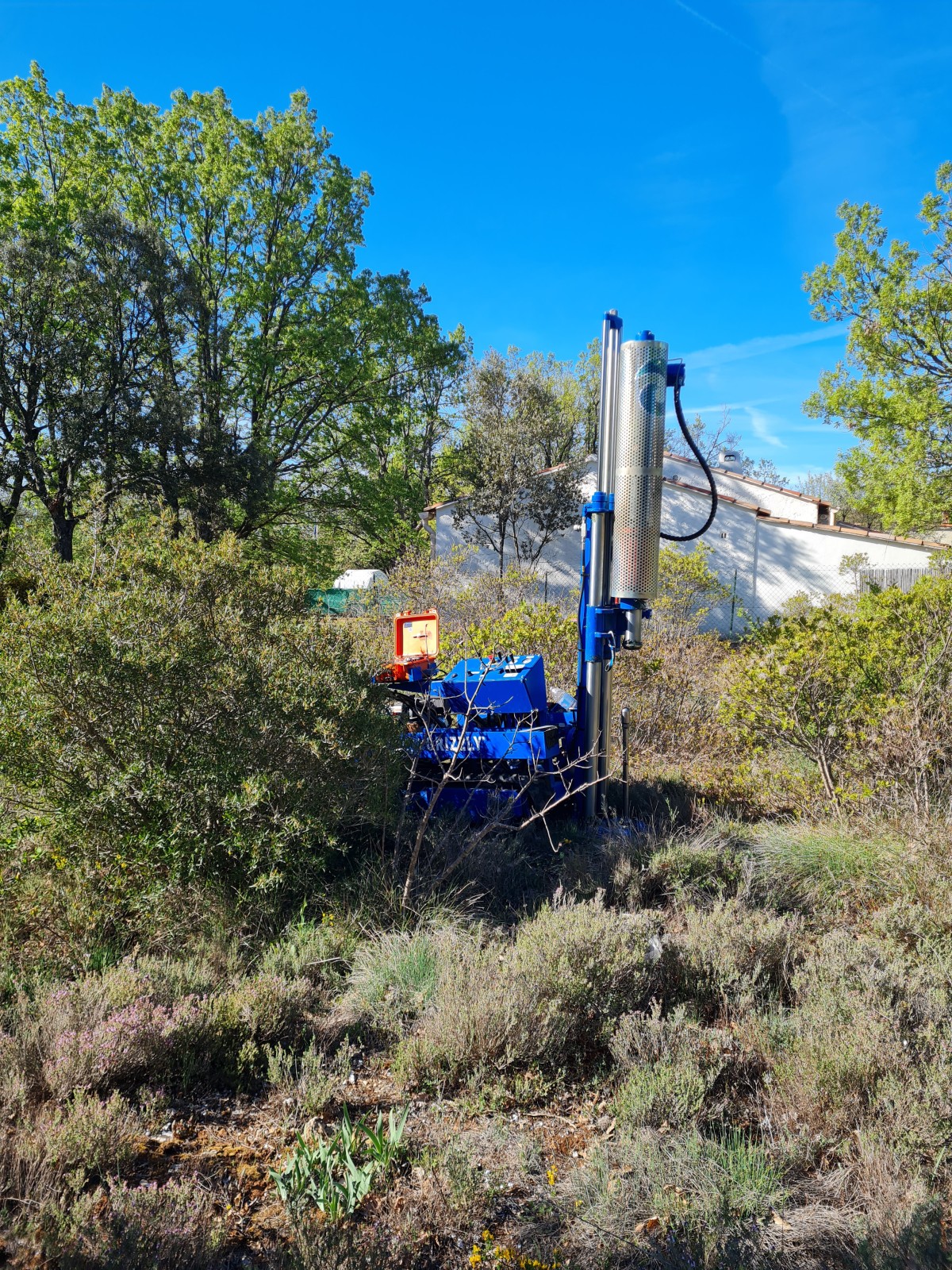 Etude de sol géotechnique G1 ES pour la vente d'un terrain constructible sur Régusse dans le Var (83) loi Elan