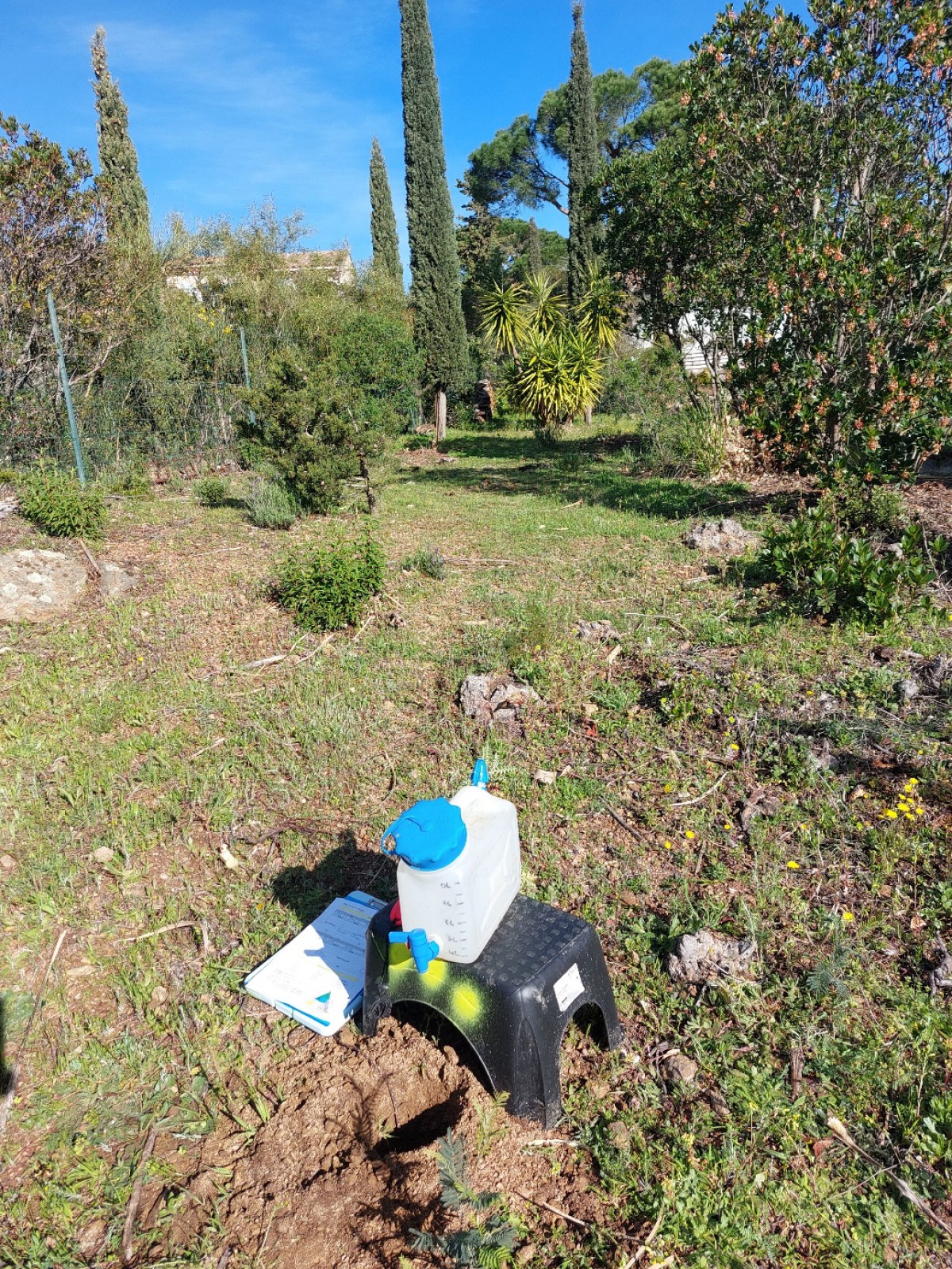 Etude hydrogéologique pour la mise en place d'un système de régulation par infiltration des eaux pluviales sur LES ISSAMBRES 83380, dans le VAR (83)