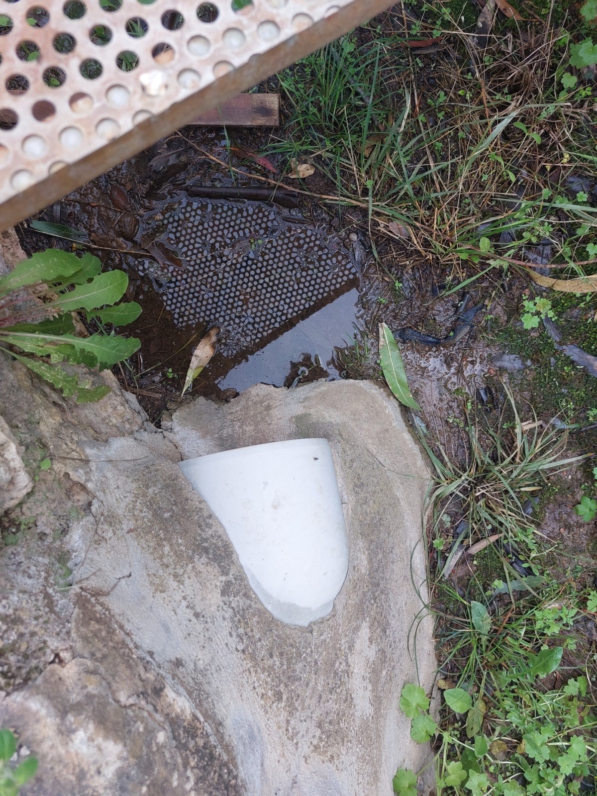 Etude hydrogéologique pour la mise en place d'un système de régulation par rétention des eaux pluviales sur SAINT-RAPAHEL 83700, dans le VAR (83)