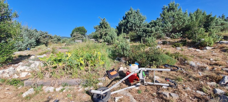Etude de sol hydrogéologique pour la définition d'une filière d'assainissement non collectif sur la commune de MONS dans le VAR (83) - vue d'ensemble des sondages
