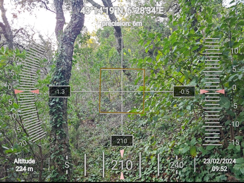 Etude de sol hydrogéologique pour la définition d'une filière d'assainissement non collectif sur la commune de LA MOLE dans le VAR (83) - mesure de la pente